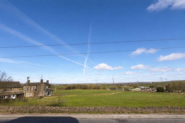 21, Back Heights Road, Bradford photo 3