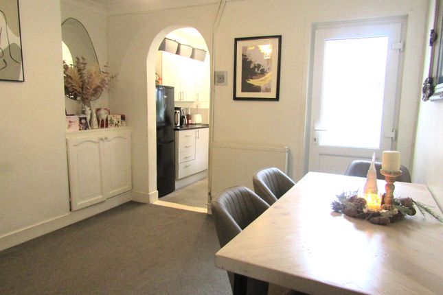 30, Hordle Street, Harwich photo 4