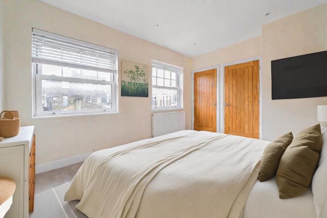 9, Viscount Mews, Kent photo 3