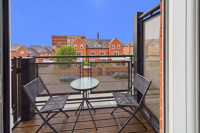 12 Pendle Court, Leigh photo 3