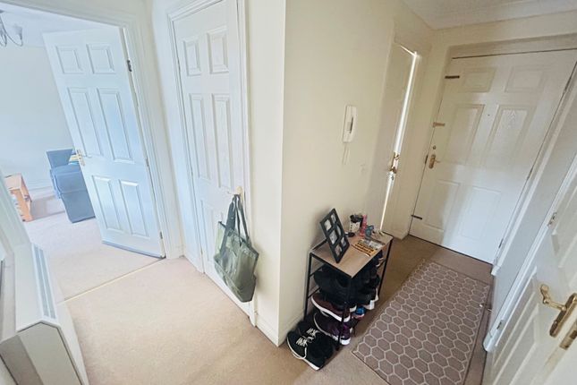 51, Mountbatten Close, Preston photo 2