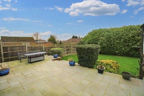 Bungalow for sale in Pick Hill, Waltham Abbey