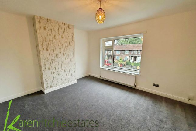 863, Moss Bank Way, Bolton photo 3
