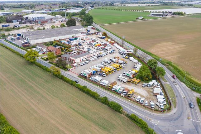 Land to let in Boothferry Road, Howden