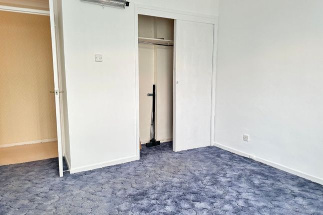 Flat for sale in Monkridge Court, Newcastle Upon Tyne, Tyne And Wear