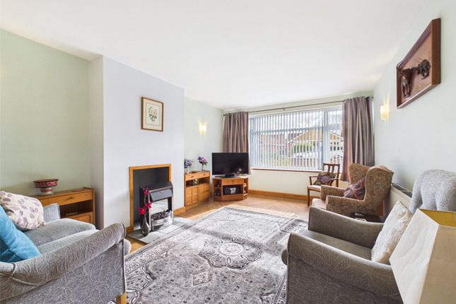 9, Hildyard Close, Gloucester photo 3