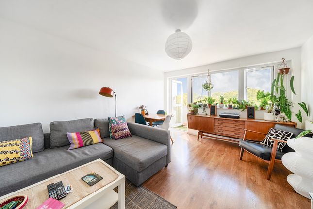 2-bed flat on Flat 53, Arica House,, Slippers Place, London, £330,000