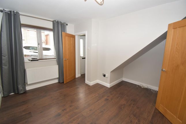 30, Pebble Island Way, Leamington Spa photo 2