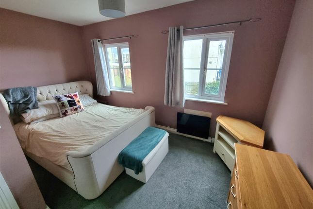 8C, Bury Close, Launceston photo 4
