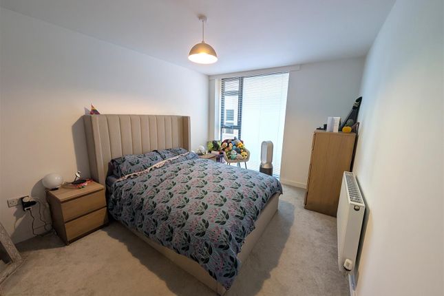 Flat 2, The Courtyard, 39 West Street, Bridport photo 2