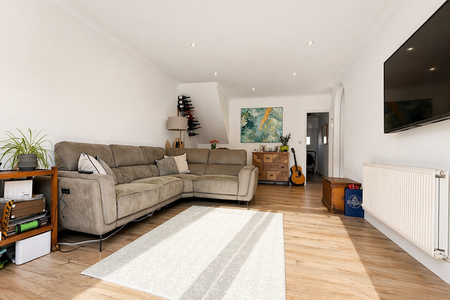 5, St. Annes Drive, Tenby photo 4