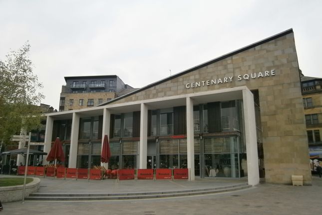 Thumbnail Restaurant/cafe to let in Unit Centenary Square, Bradford