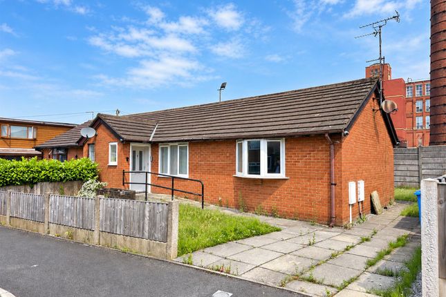 2-bed bungalow on 5, Ravenside Park, Oldham, £215,000