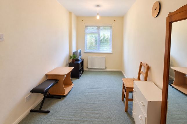 Flat 10, Norman House, London photo 4