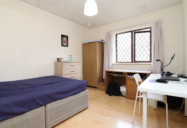 32, Granby Grove, Southampton photo 2