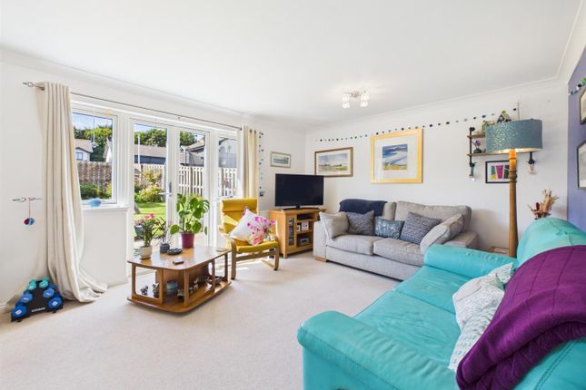 11, School Field Road, Blairgowrie photo 2