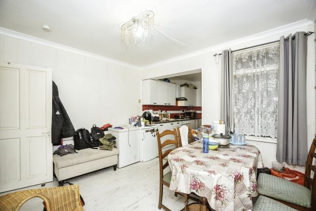 Terraced house for sale in Darnley Road, Grays