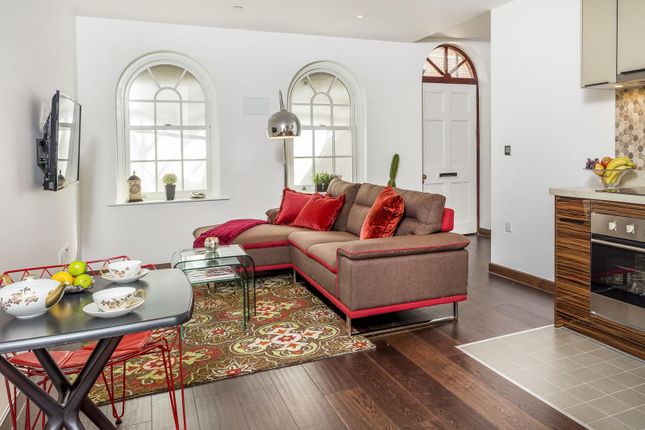 1-bed flat on King Charles Terrace, Wapping, £1,950/mo