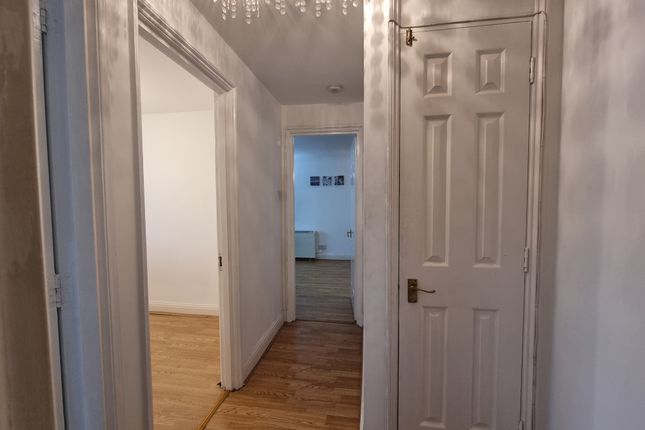 281, Tollgate Road, London photo 2