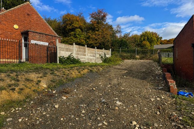 Highstone Lane, Ward Green, Barnsley photo 3