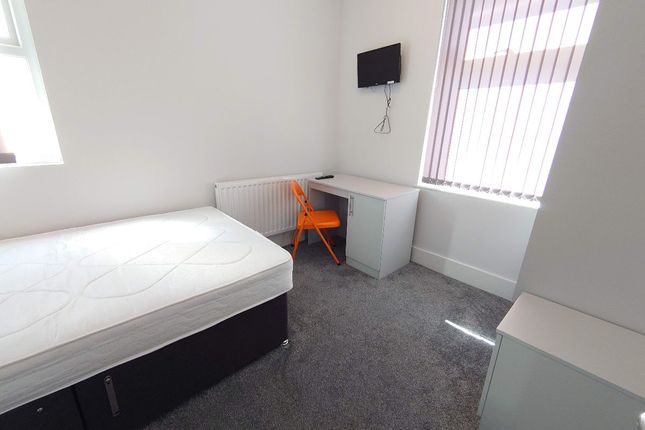 25 Malvern Road, Liverpool photo 3