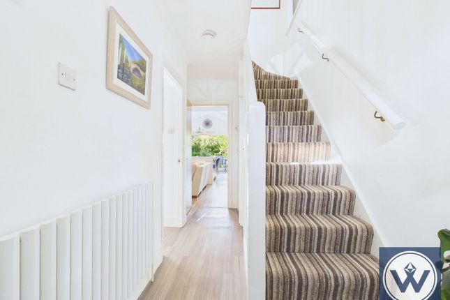 62, Langley Crescent, Hayes photo 2