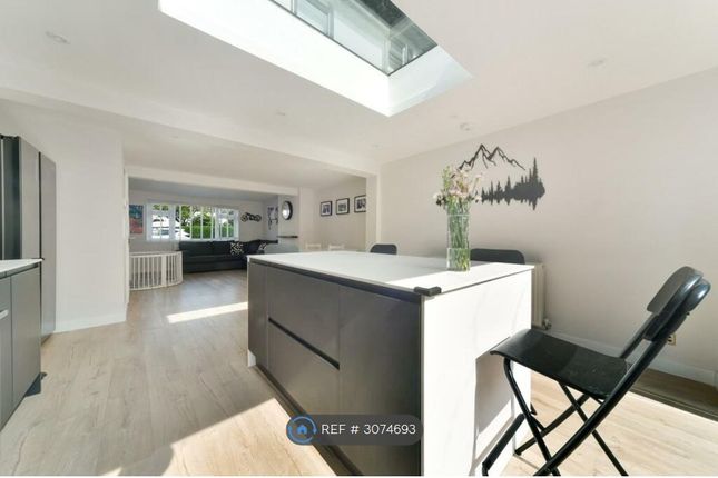 Worcester Park photo 5