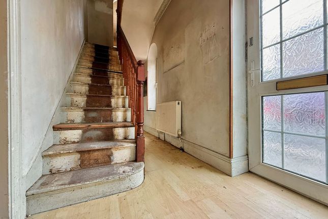 2, Laira Street, Plymouth photo 2