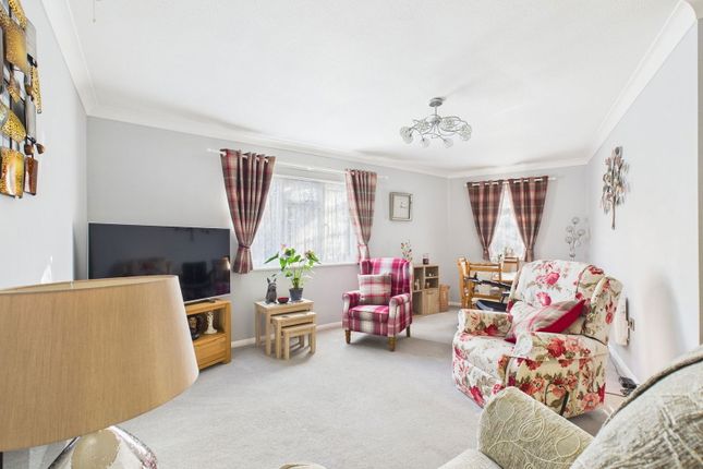 Freshbrook Court,9, Freshbrook Road, Lancing photo 4