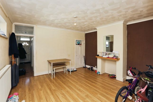 1, Coombe Road, Gosport photo 4