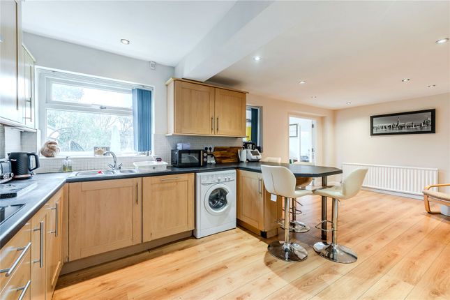 50, Airedale Gardens, West Yorkshire photo 3