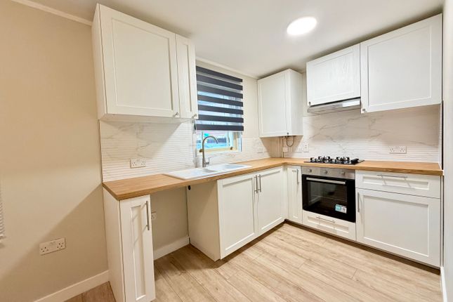 Chapman Road, WELLINGBOROUGH photo 2