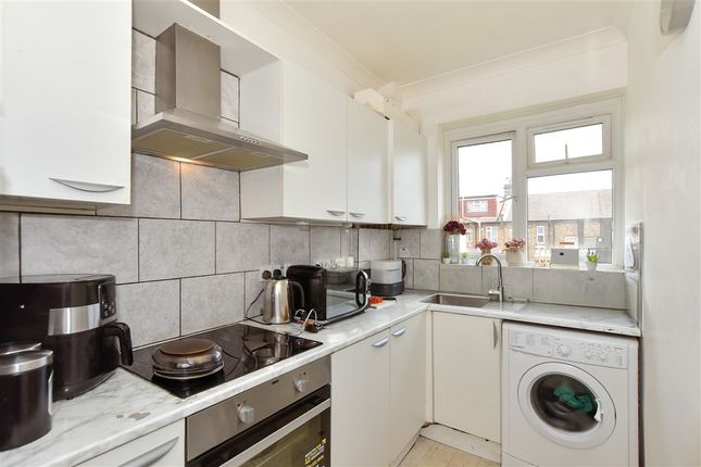 3-bed flat on Woodlands Road, Ilford, £285,000