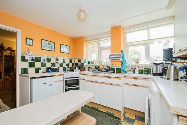 51, High Grange, Lichfield photo 4
