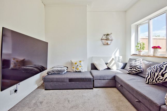 Flat for sale in Ilfracombe Avenue, Southend-On-Sea
