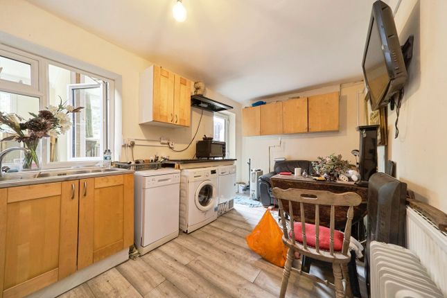 4, Scargill Road, Harrogate photo 4