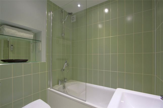 Flat 12 East, 355, Kings Road, London photo 4