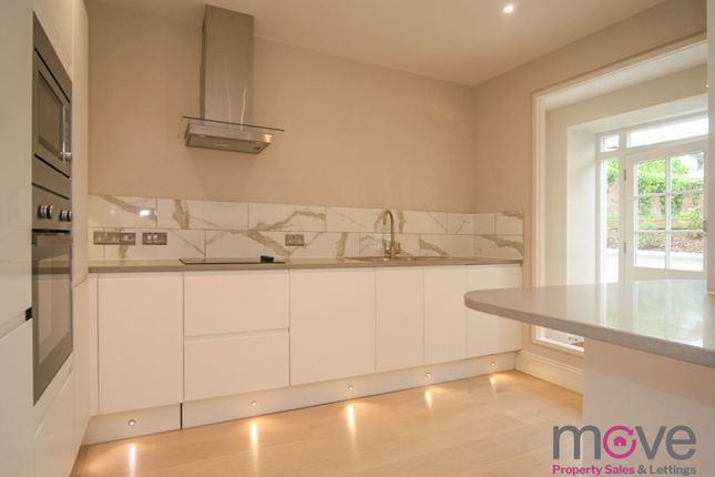Flat 2, 3 Douro Road, Cheltenham photo 4