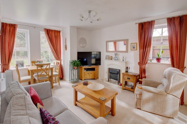 Flat for sale in College Road, Bromsgrove, Worcestershire