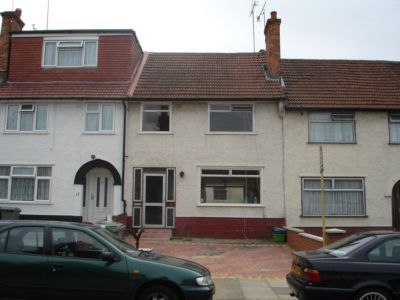 Thumbnail Terraced house for sale in Review Road, Neasden
