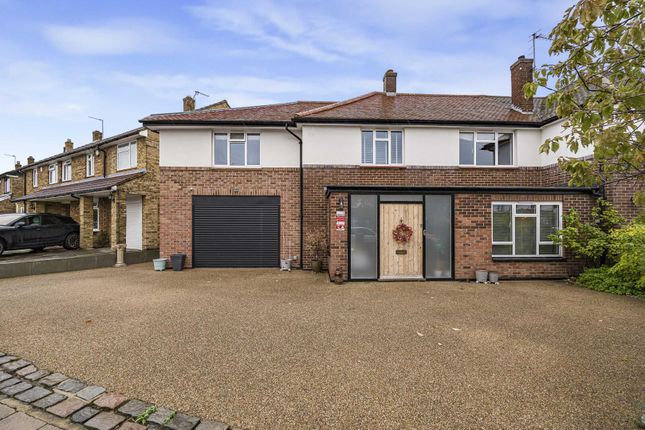 4-bed house on Cold Blow Crescent, Bexley, £775,000