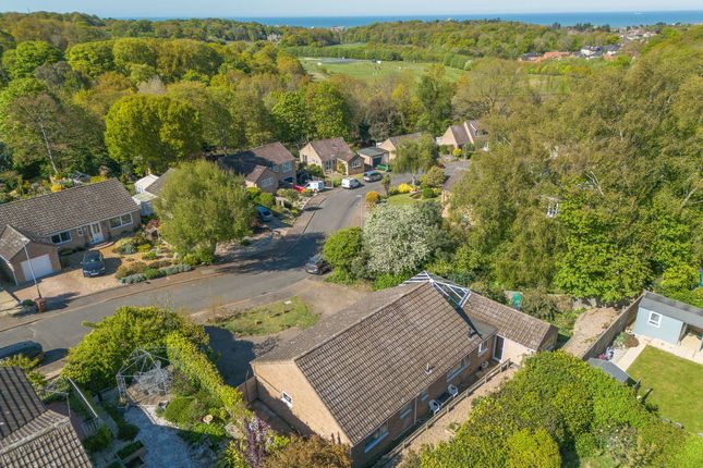56 Compit Hills, Cromer photo 2