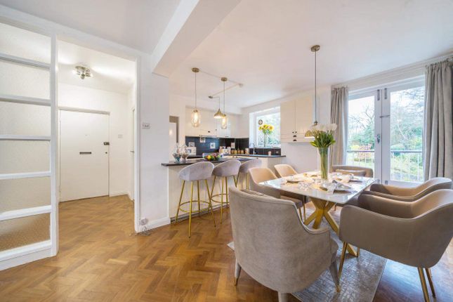 Flat for sale in Branch Hill, London