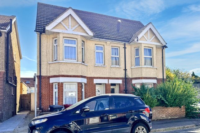 3-bed semi-detached on 25 Henry Road, Slough, £275,000
