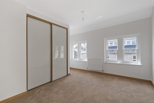 Flat 32, Preston Hall, Aylesford photo 3
