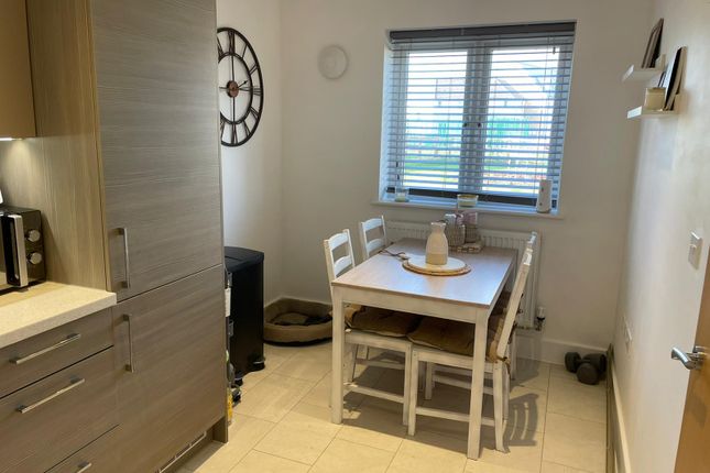 4, Melba Street, AYLESBURY photo 3