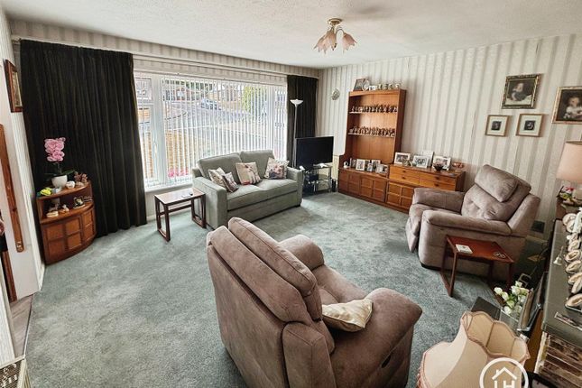 12, Cozenton Close, Gillingham photo 3