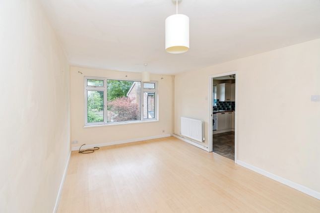28, Campion Way, Winchester photo 4