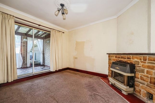 9, Edale Square, Ilkeston photo 4