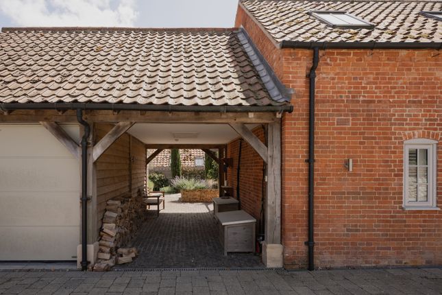 287949 - Coach House, Manor Farm, Brancaster-43.Jpg